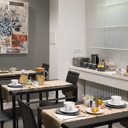 Midnight In 3* Genova