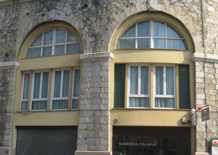 Midnight In Vendégház