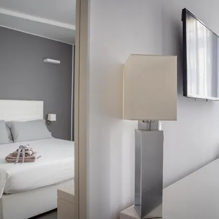 Midnight In ゲストハウス 3*